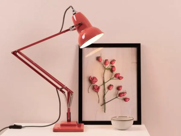 Anglepoise Original 1227 skrivbordslampa, korall