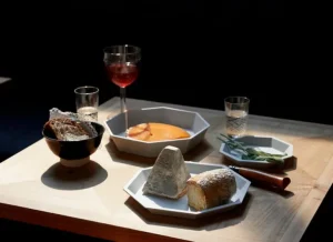 1616 / arita japan 1616 / arita japan TY Anise 150 tallrik, oglaserad grå