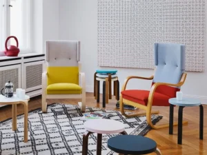 Artek Aalto fåtölj 401, björk - svart Hallingdal 190
