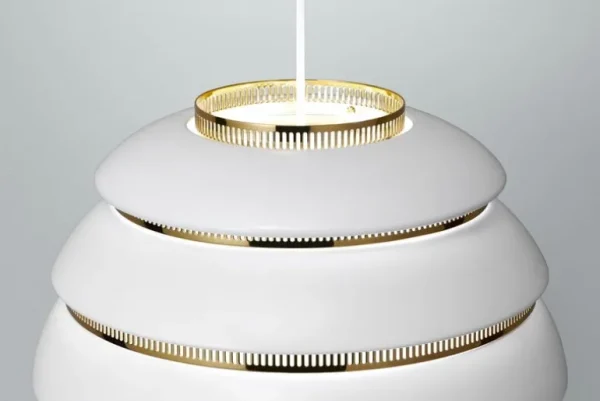 Artek Aalto pendellampa A331 ”Beehive”, vit - mässing