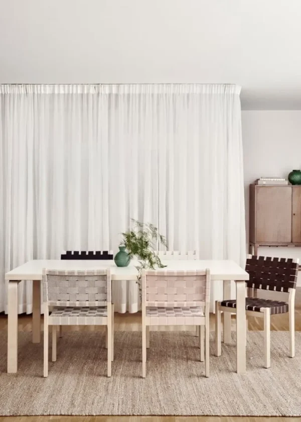 Artek Aalto stol 611, björk - naturlig/röd vävning