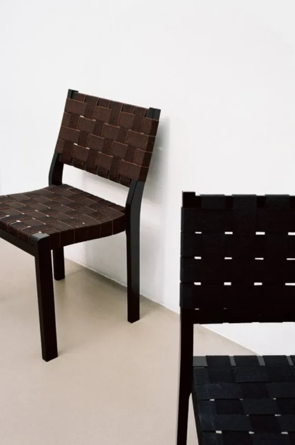 Artek Aalto stol 611, svart - svart vävning