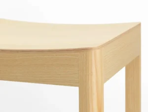 Artek Atelier barstol, 75 cm, lackerad ask