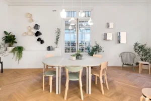 Artek Riihitie blomkruka A, liten, ljusgrå