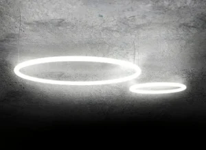 Artemide Alphabet of Light Circular vägg-/taklampa, 90 cm, vit