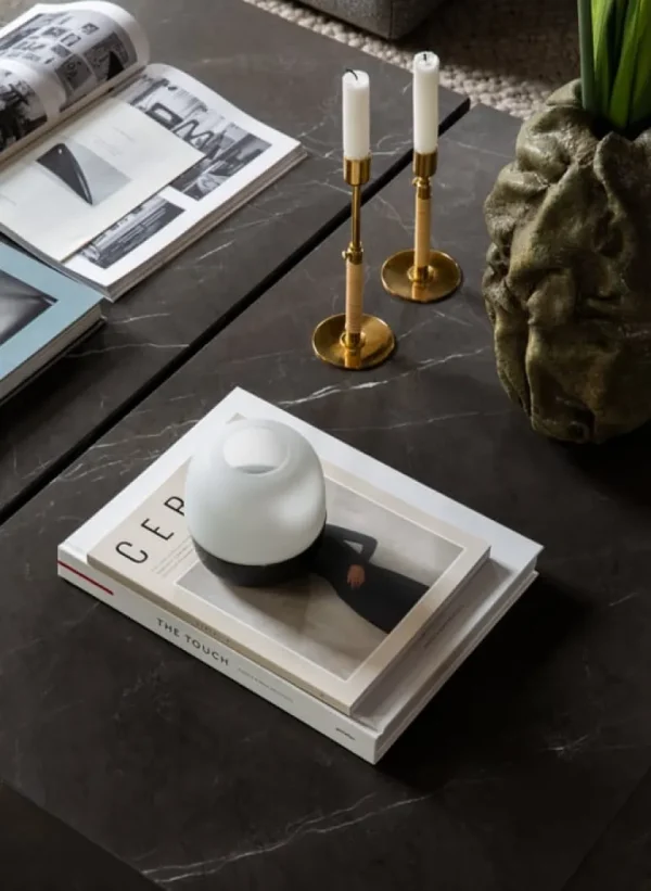 Audo Copenhagen Plinth Grand bord, svart Marquina-marmor