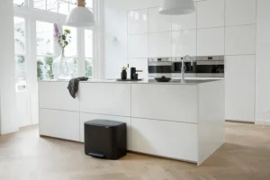 Brabantia Bo Pedal Bin 11 + 23 l, mattsvart