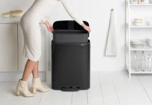 Brabantia Bo Pedal Bin soptunna med pedal, 60 l, mattsvart