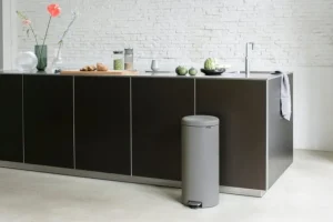 Brabantia newIcon pedalhink 30 l, Sense of Luxury, grå