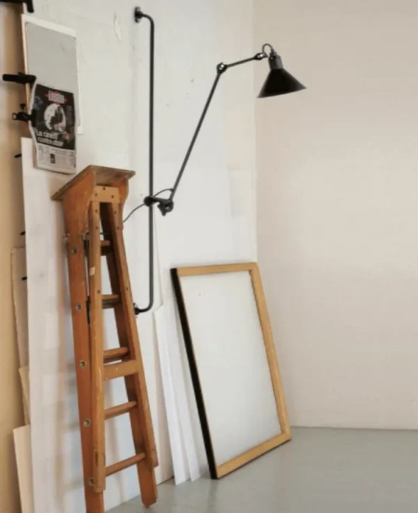 DCWéditions Lampe Gras 214 vägglampa, konisk skärm, svart