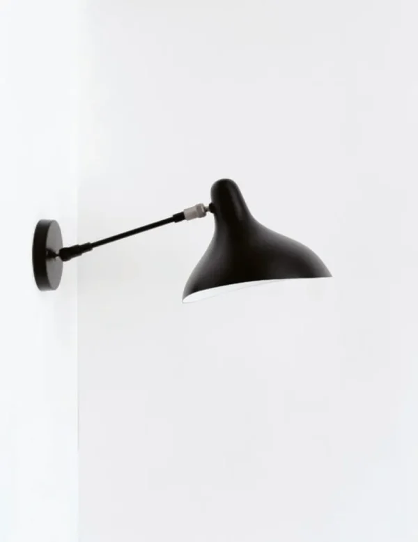 DCWéditions Mantis BS5 vägglampa med knapp, svart