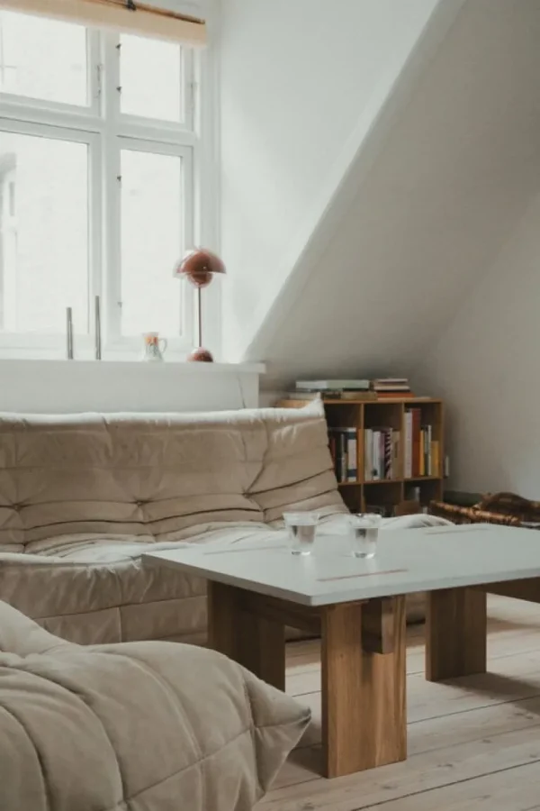 Eberhart Furniture Arnold soffbord, ljus betong - ljus ek