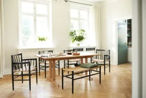 FDB Møbler J81 stol, svart bok