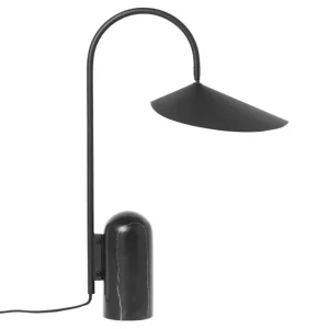 ferm LIVING Arum bordslampa, svart