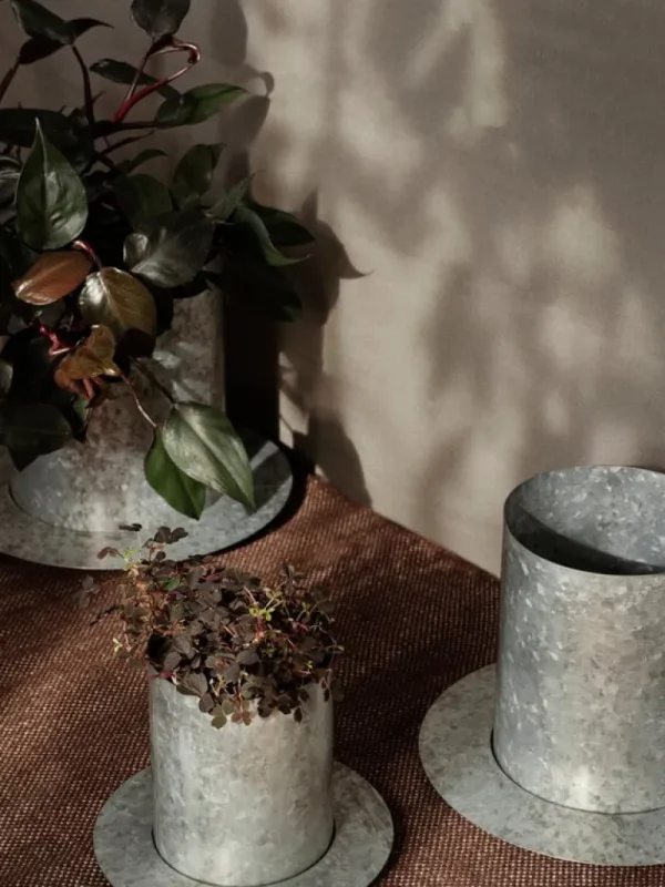 ferm LIVING Auran kruka, medium, galvaniserad
