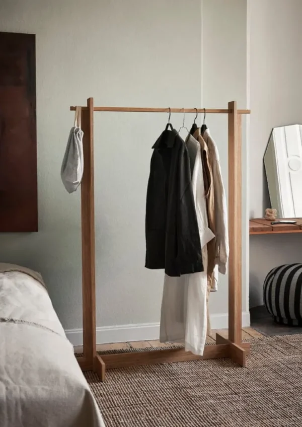 ferm LIVING Bridge klädhängare, oljad ek