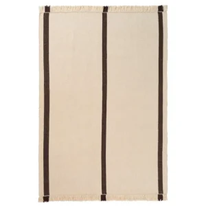 ferm LIVING Calm Kelim-matta, 140 x 200 cm, naturvit - kaffe
