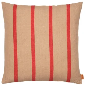 ferm LIVING Grand kudde, 50 x 50 cm, kamel - röd