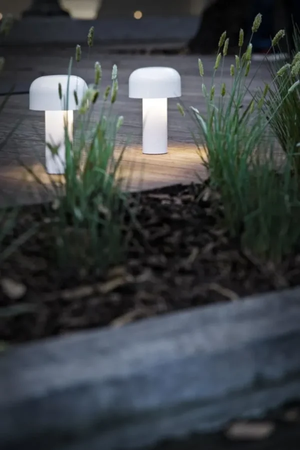 Flos Bellhop bordslampa, vit