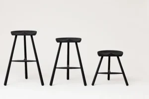 Form & Refine Shoemaker Chair No. 49 pall, svart bok