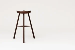Form & Refine Shoemaker Chair No. 78 barstol, rökt ek