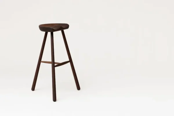 Form & Refine Shoemaker Chair No. 78 barstol, rökt ek