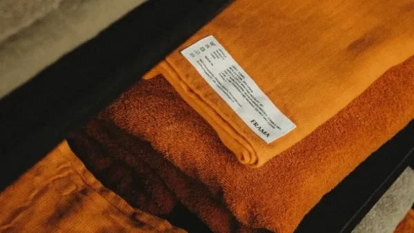 Frama Heavy Towel badhandduk, bränd orange