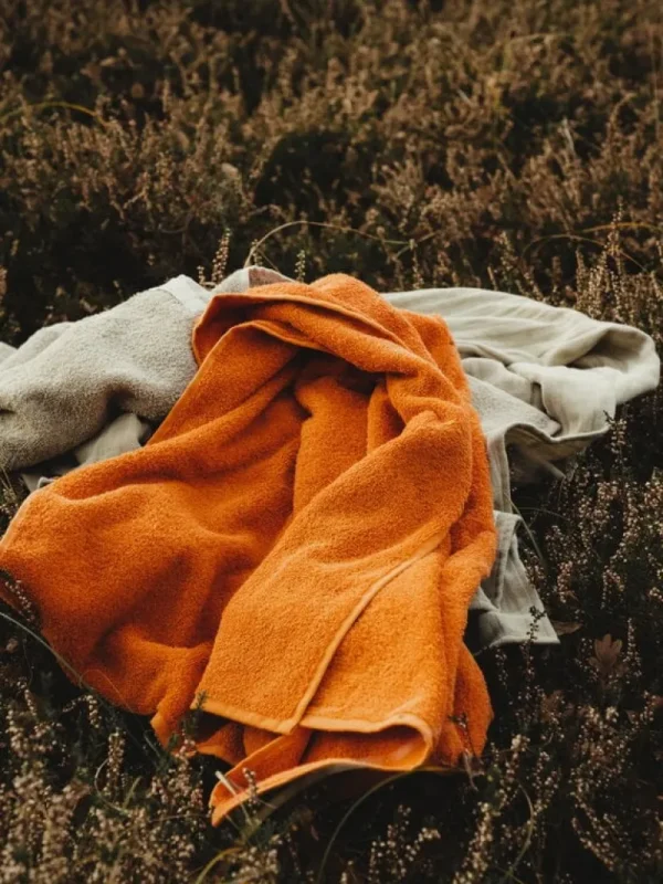 Frama Heavy Towel badlakan, bränd orange