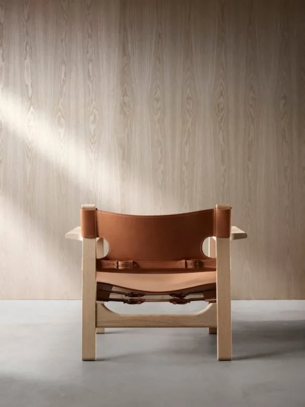 Fredericia Spanish Chair, konjaksfärgat läder - såpad ek