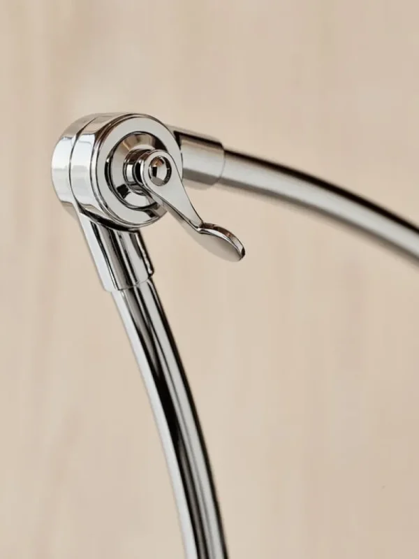 Fritz Hansen Kaiser Idell 6559-W vägglampa, svart