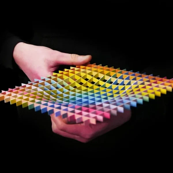 Fundamental Berlin Gravity bricka, 20 x 20 cm, spectrum