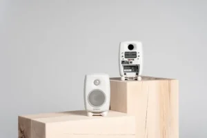 Genelec G One (B) aktiv högtalare, vit