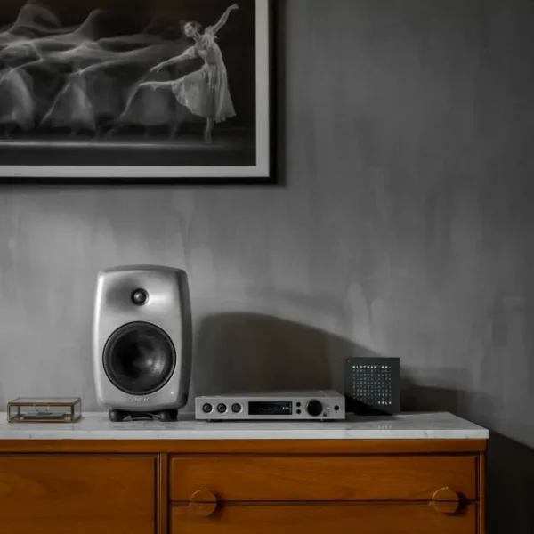 Genelec G Three (B) aktiv högtalare, RAW