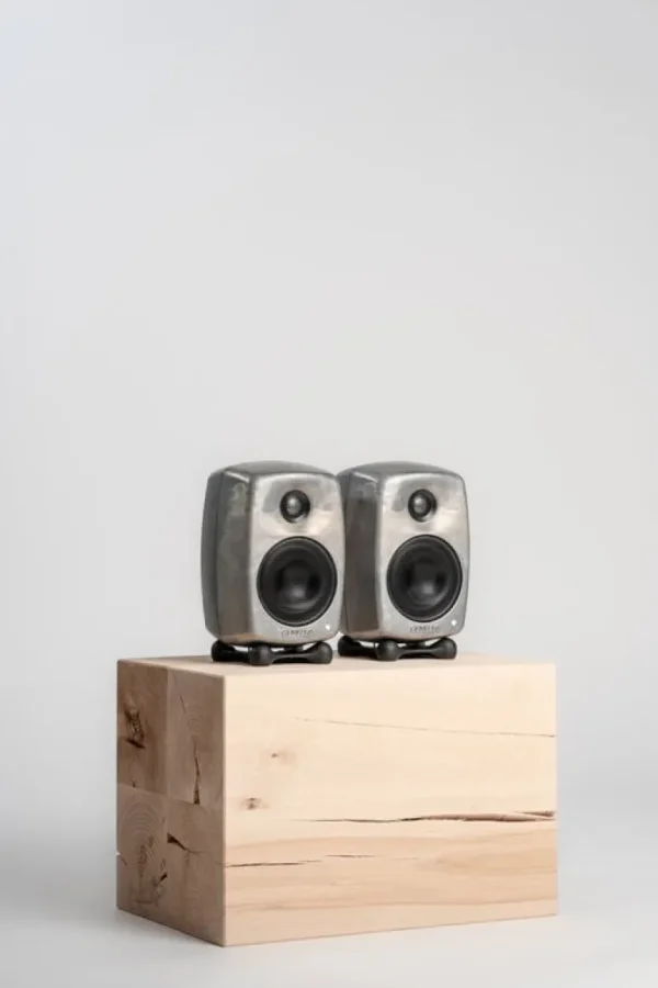 Genelec G Two (B) aktiv högtalare, RAW