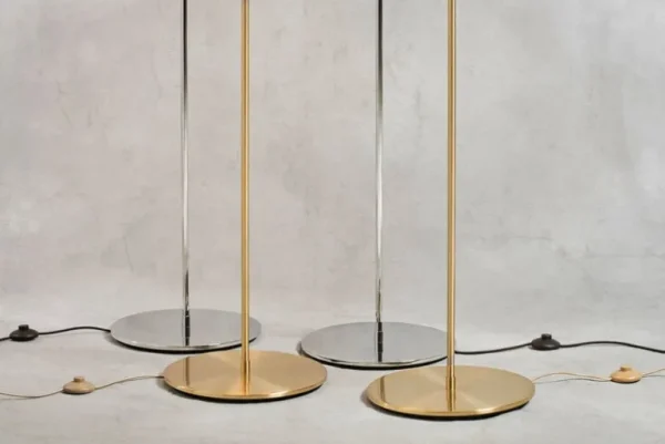 GUBI Multi-Lite golvlampa, mässing