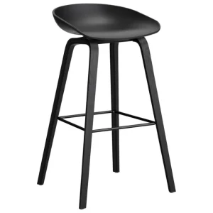 HAY About A Stool AAS32, 675 cm, svart 2.0 - svartlackerad ek - stål