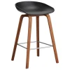 HAY About A Stool AAS32, 65 cm, svart 2.0 - lackerad valnöt - stål