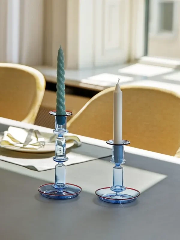 HAY Flare medium ljusstake, ljusblå med röd kant