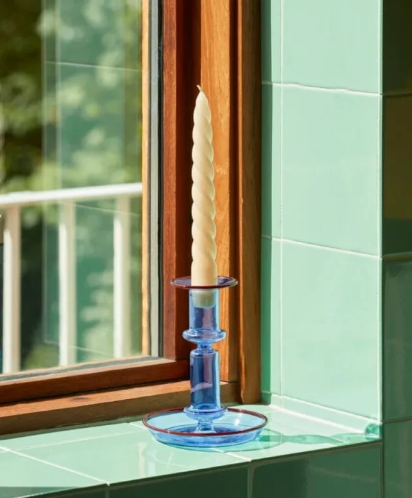 HAY Flare medium ljusstake, ljusblå med röd kant