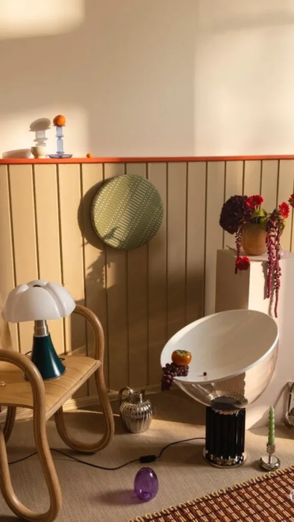 HAY Flare medium ljusstake, ljusblå med röd kant