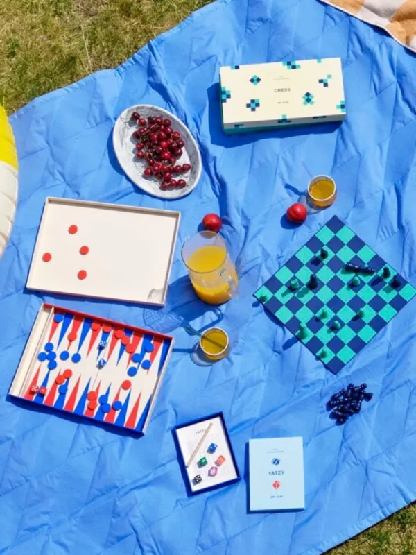 Barn HAY PLAY Backgammon