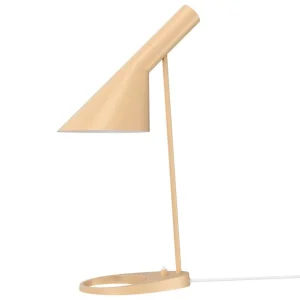 Louis Poulsen AJ bordslampa, varm sand