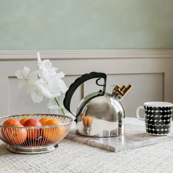Marimekko Oiva - Räsymatto mugg 2,5 dl, svart - vit