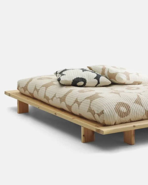 Marimekko Unikko dubbelsängstäcke, 260 x 260 cm, beige - naturvit