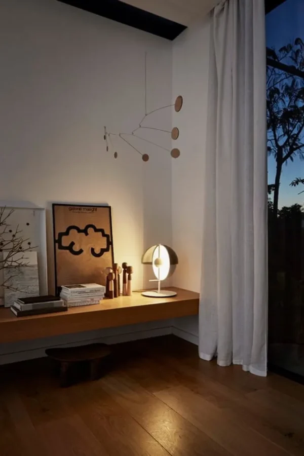 Marset Theia M bordslampa, vit