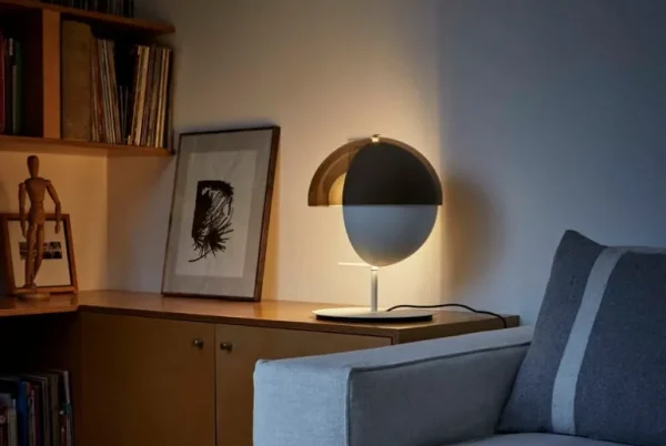 Marset Theia M bordslampa, vit
