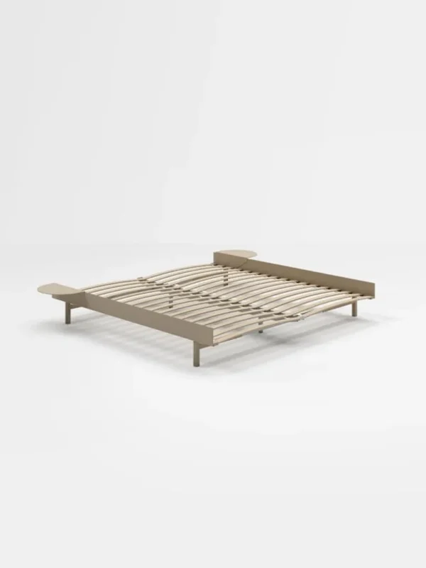 Moebe Nattduksbord, sand