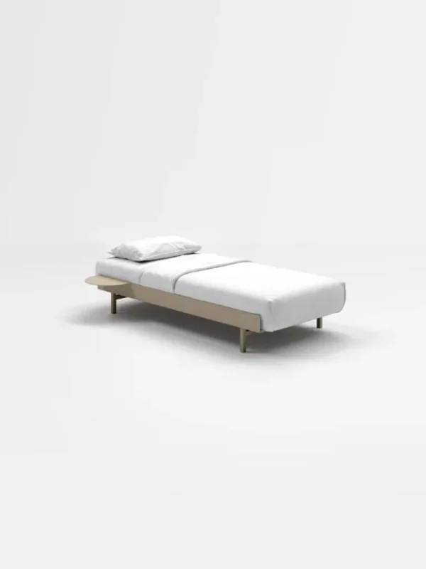 Moebe Nattduksbord, sand