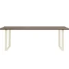 Muuto 70/70 bord, 225 x 90 cm, massiv rökt ek - sand