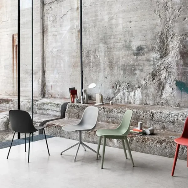 Muuto Fiber stol, rörram, vit